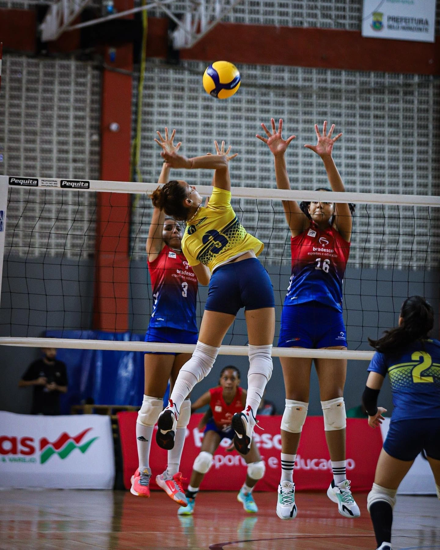 Vôlei: Sesi-SP é bronze no CBI Sub-21 feminino e Sesi Vôlei está