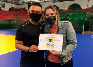 Professora do BNB Clube é 1º lugar em curso Minas Gerais