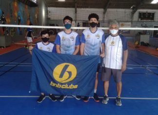 Atletas de Badminton do BNB Clube participam dos Jogos Escolares.