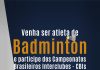 Participe do badminton do BNB Clube