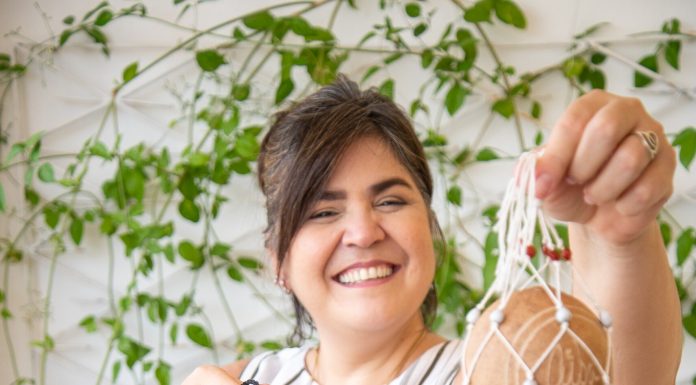 Jazz em Cena tem show de Lia Veras cantando Joyce e o disco “Banda Maluca”, na sexta, 17/6, às 20h. Entrada franca lia veras