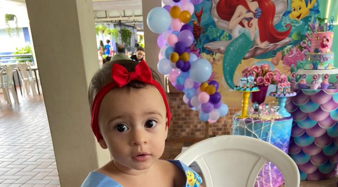 Feliz aniversário, pequena Lis!
