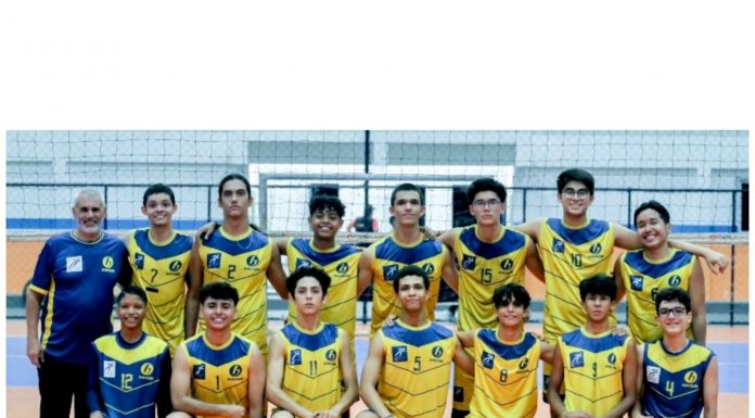 Equipe Sub 15 de voleibol masculino vence campeonato em Aracati-CE