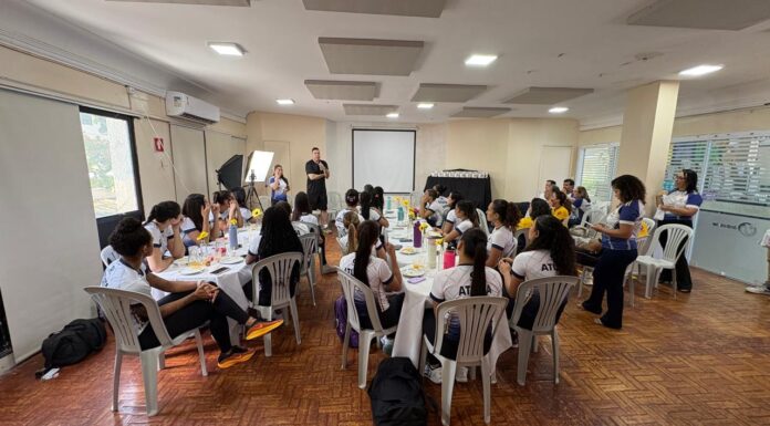 BNB Rede Cuca Vôlei fortalece preparação para a Superliga C com palestra de Marcelo Negrão e manhã de integração